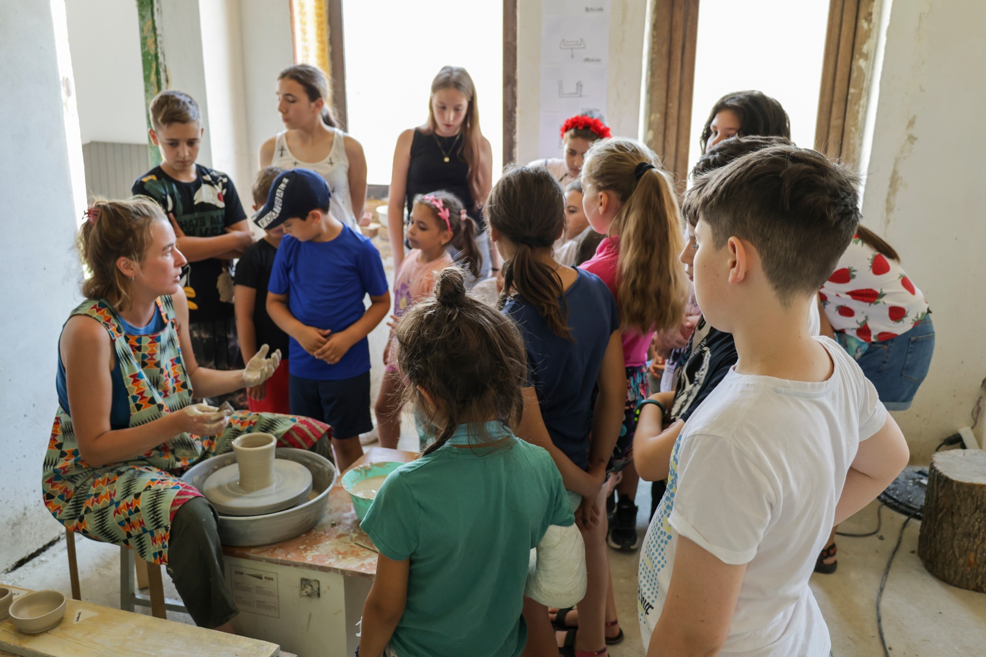 Festivalul Batem fierul la conac! Şcoala internaţională de feronerie de artă şi meşteşuguri în construcţii, 2023 – Asociația Maria