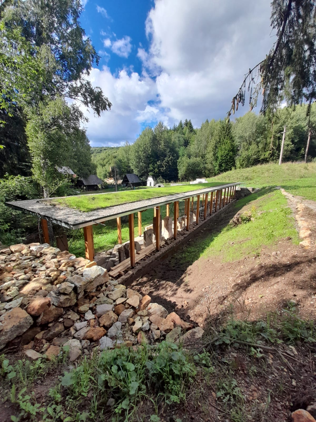 Adoptă o Casă la Roșia Montană. Școala de Vară ARA – ediția a 15-a (2022): Acțiuni de promovare și valorificare a patrimoniului cultural și natural de la Roșia Montană – Asociația Arhitectură. Restaurare. Arheologie (ARA)