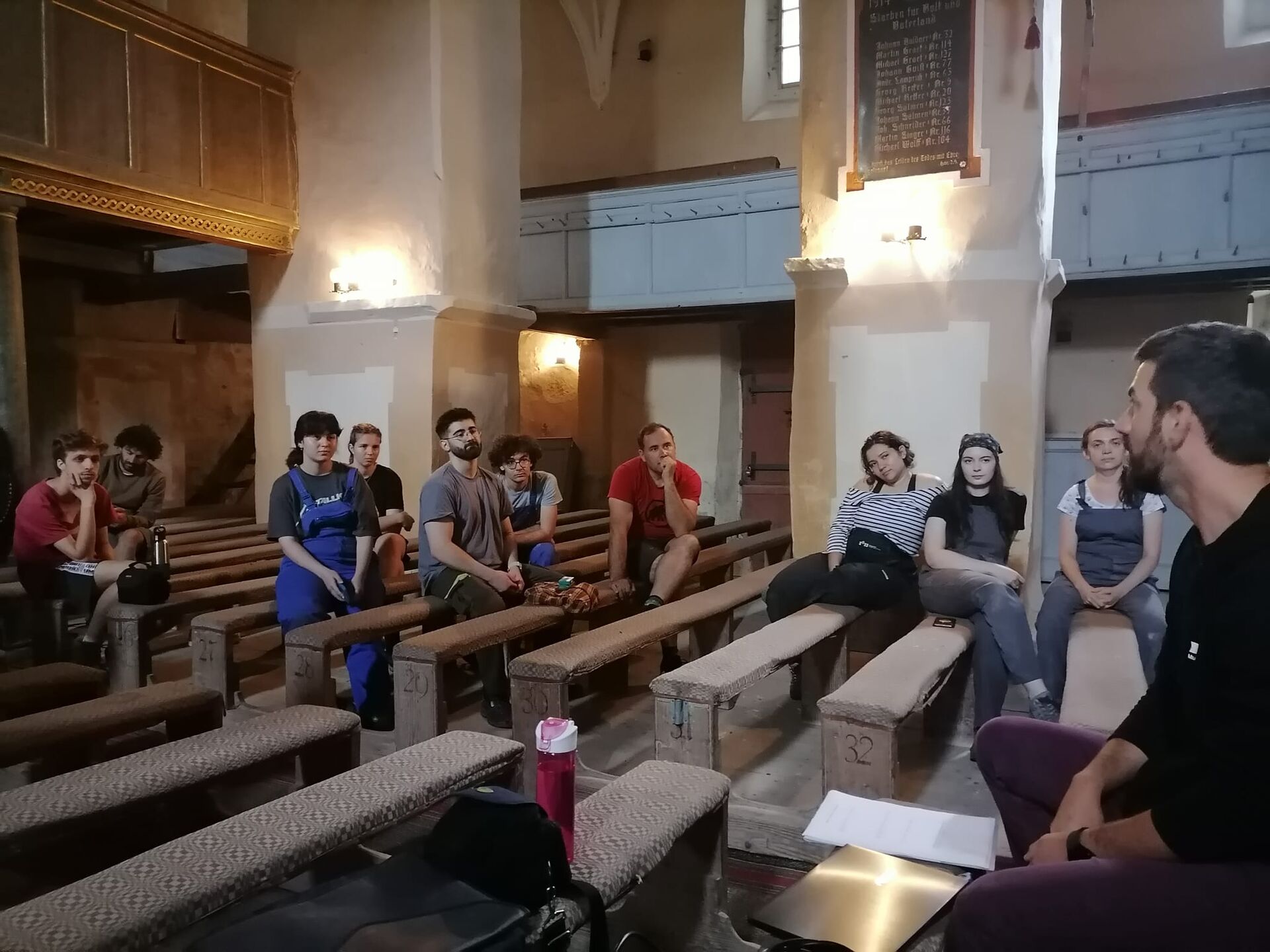 Tradiție și Tehnologie – Tehnici de restaurare și vizualizări ale patrimoniului în VR la Dealu Frumos” – Filială Teritorială București a OAR și Universitatea de Arhitectură și Urbanism „Ion Mincu”