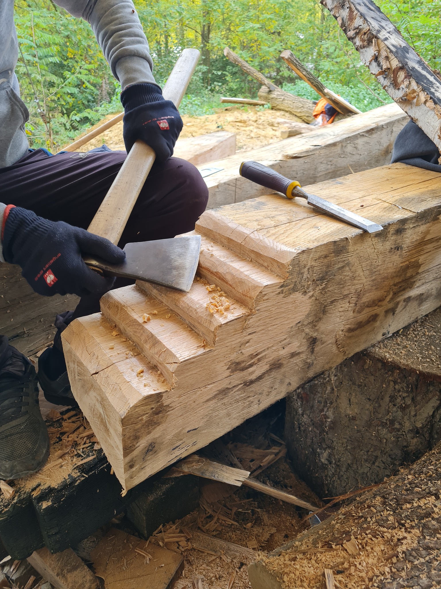 Școala de conservare a patrimoniului cultural din lemn – Atelierul meșteșugurilor tradiționale care stau la baza bisericii de lemn arse din Povergina, 2022 – Asociația Biserici Înlemnite