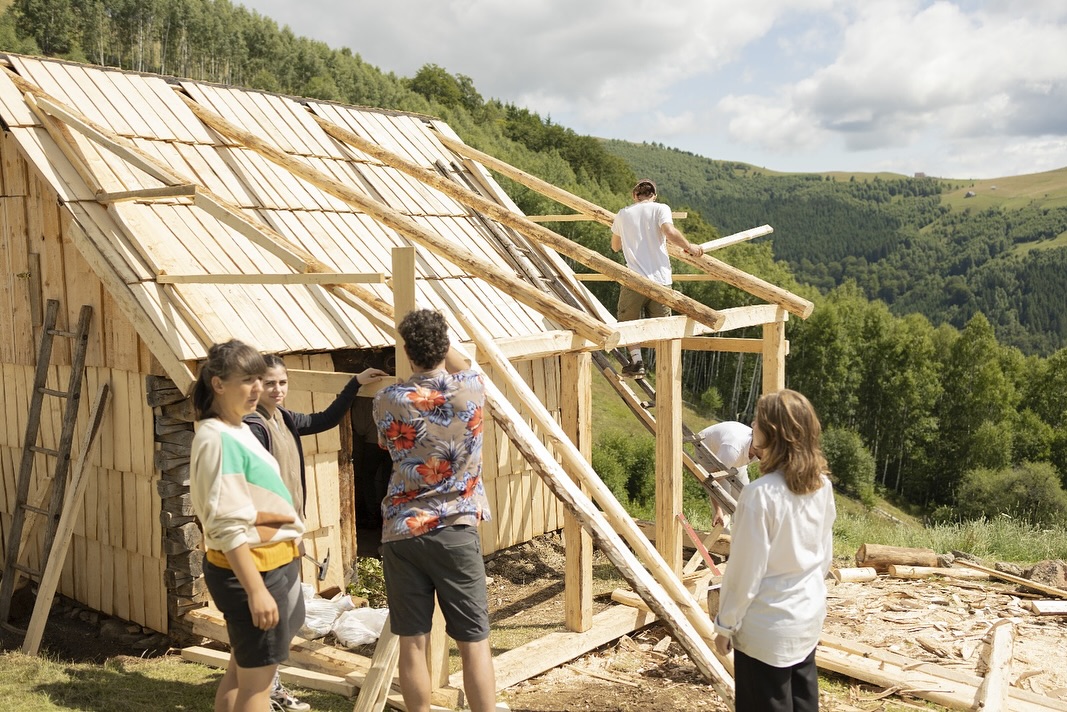 Țara Colibelor – Revitalizare peisaj și moștenire culturală montană 2025 – Asociația My Transylvania