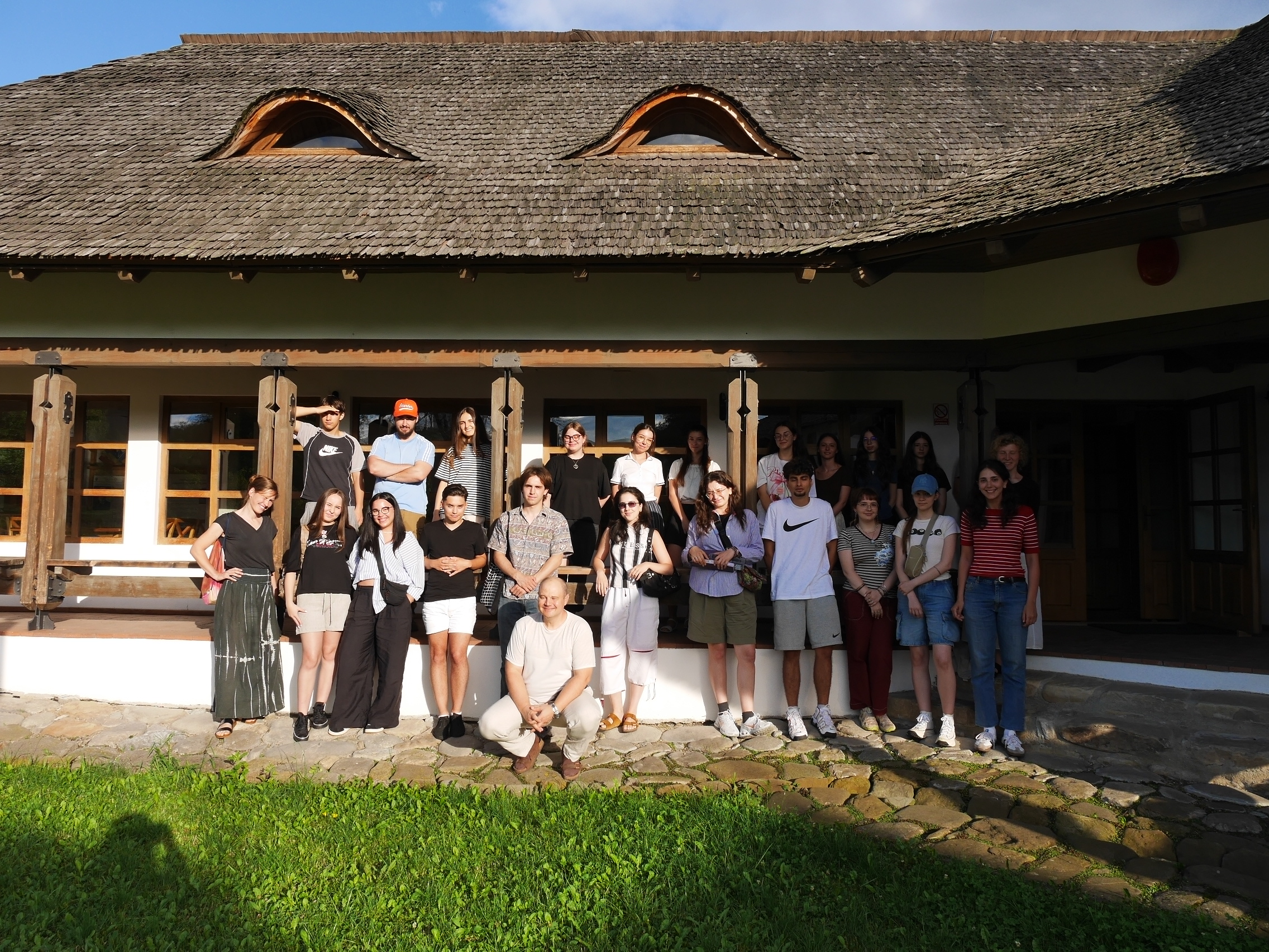 Școala de vară Arhipera – ediția XII Beta, 2025 – Asociația Arhipera și Universitatea de Arhitectură și Urbanism „Ion Mincu” (UAUIM)