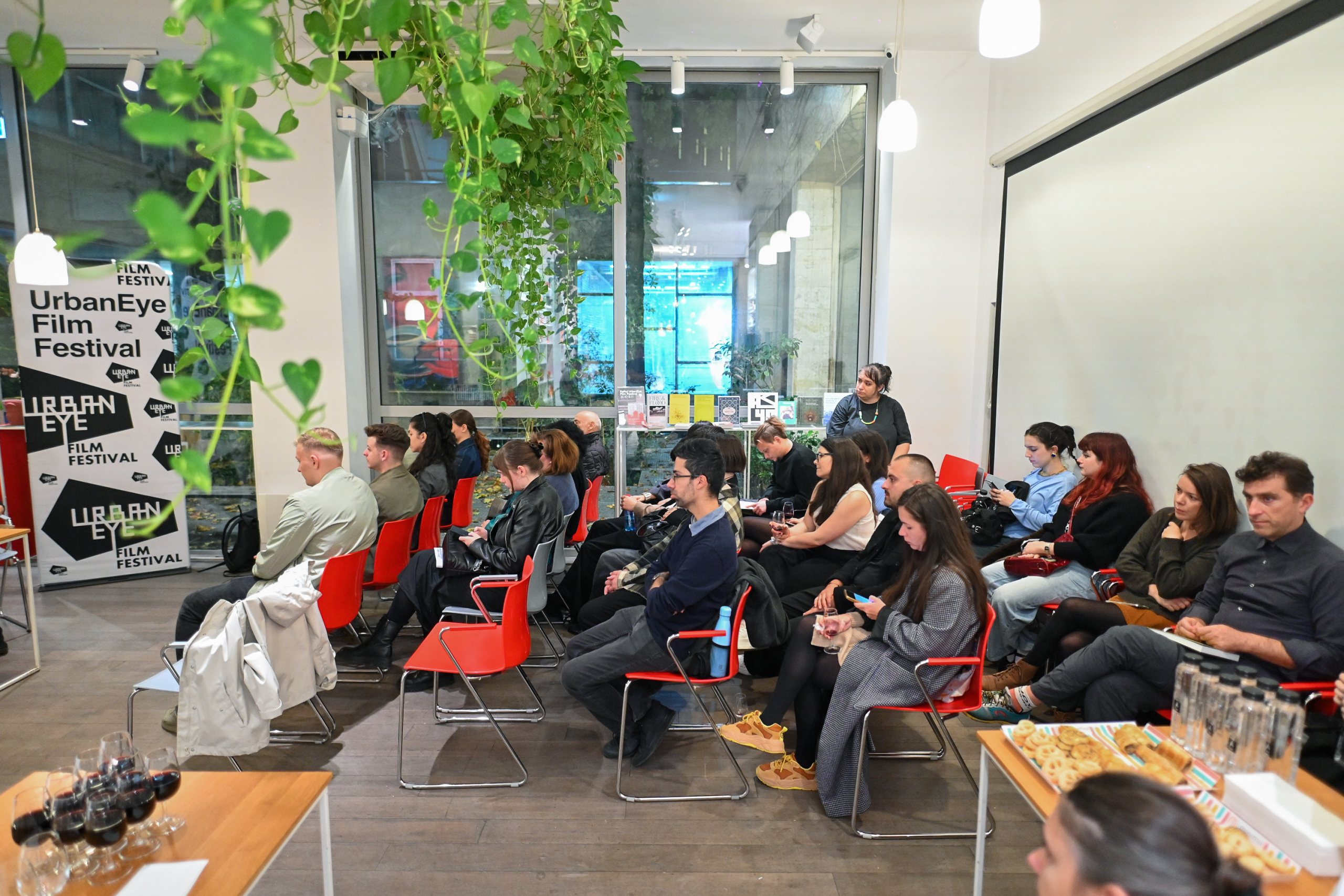 Republicarea cărților „Policentralitate și coerență metropolitană” și „Golul ca instrument conceptual de investigare a organicității orașului postindustrial” – Asociația ARTA în dialog