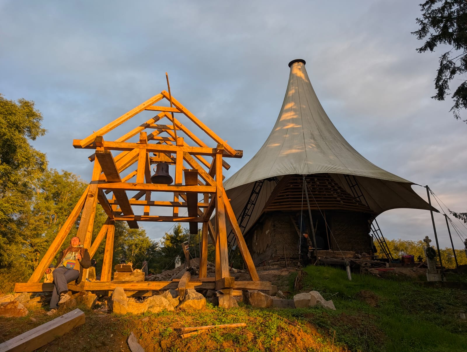 Școala de conservare a patrimoniului cultural din lemn – Atelierul meșteșugurilor tradiționale care stau la baza bisericii de lemn arse din Povergina, 2025 – Asociația Biserici Înlemnite