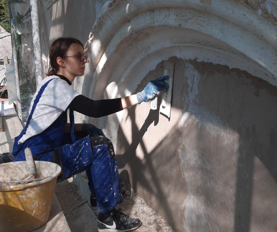 Adoptă o Casă la Roșia Montană. Școala de Vară ARA – ediția a 17-a (2024): Acțiuni de promovare și valorificare a patrimoniului cultural și natural de la Roșia Montană – Asociația Arhitectură. Restaurare. Arheologie (ARA)