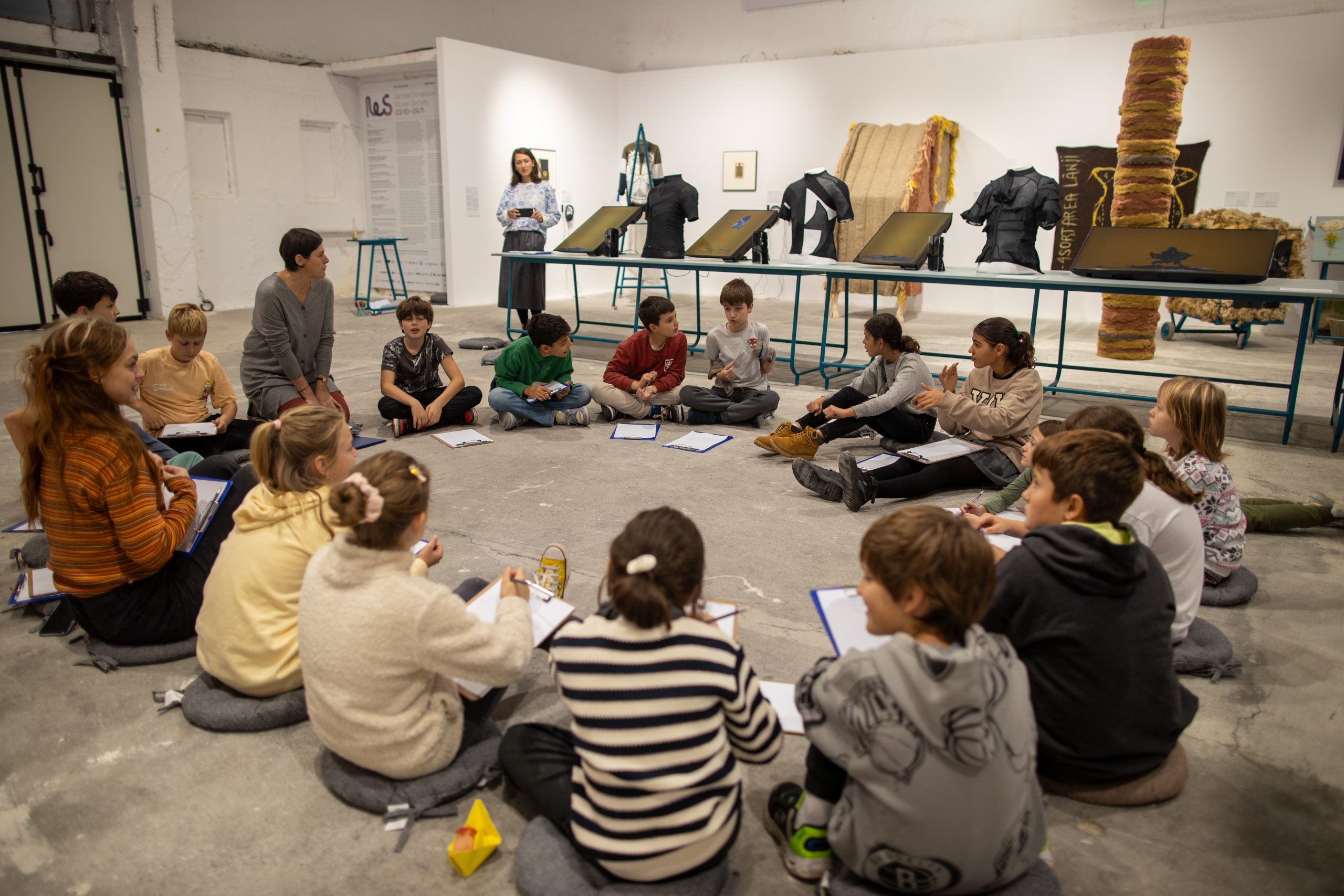 Woven Secrets (Secrete întrețesute) – Asociația FABER