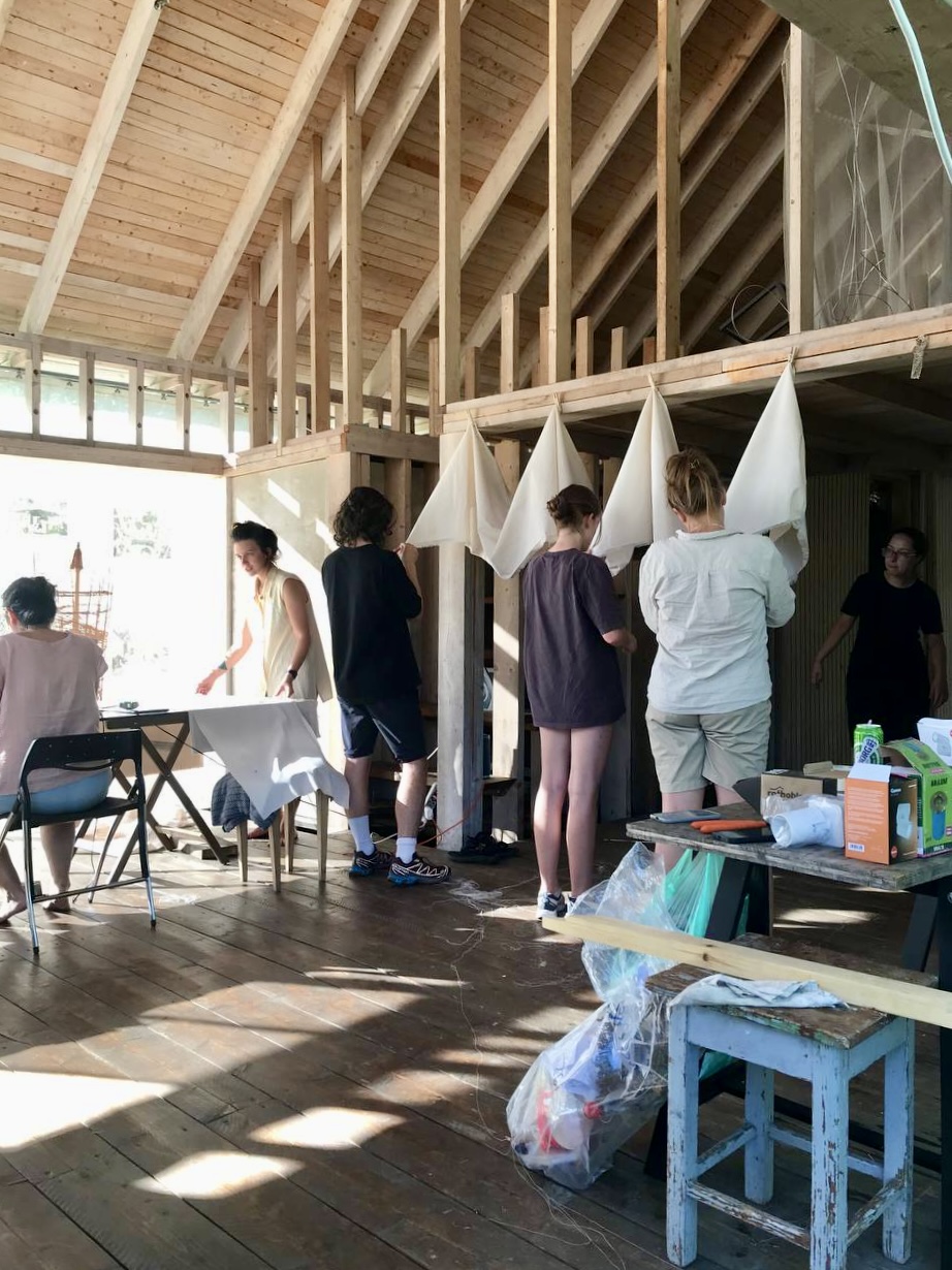 Între filoSOFIE și Meșteșug – Fundația Archaeus