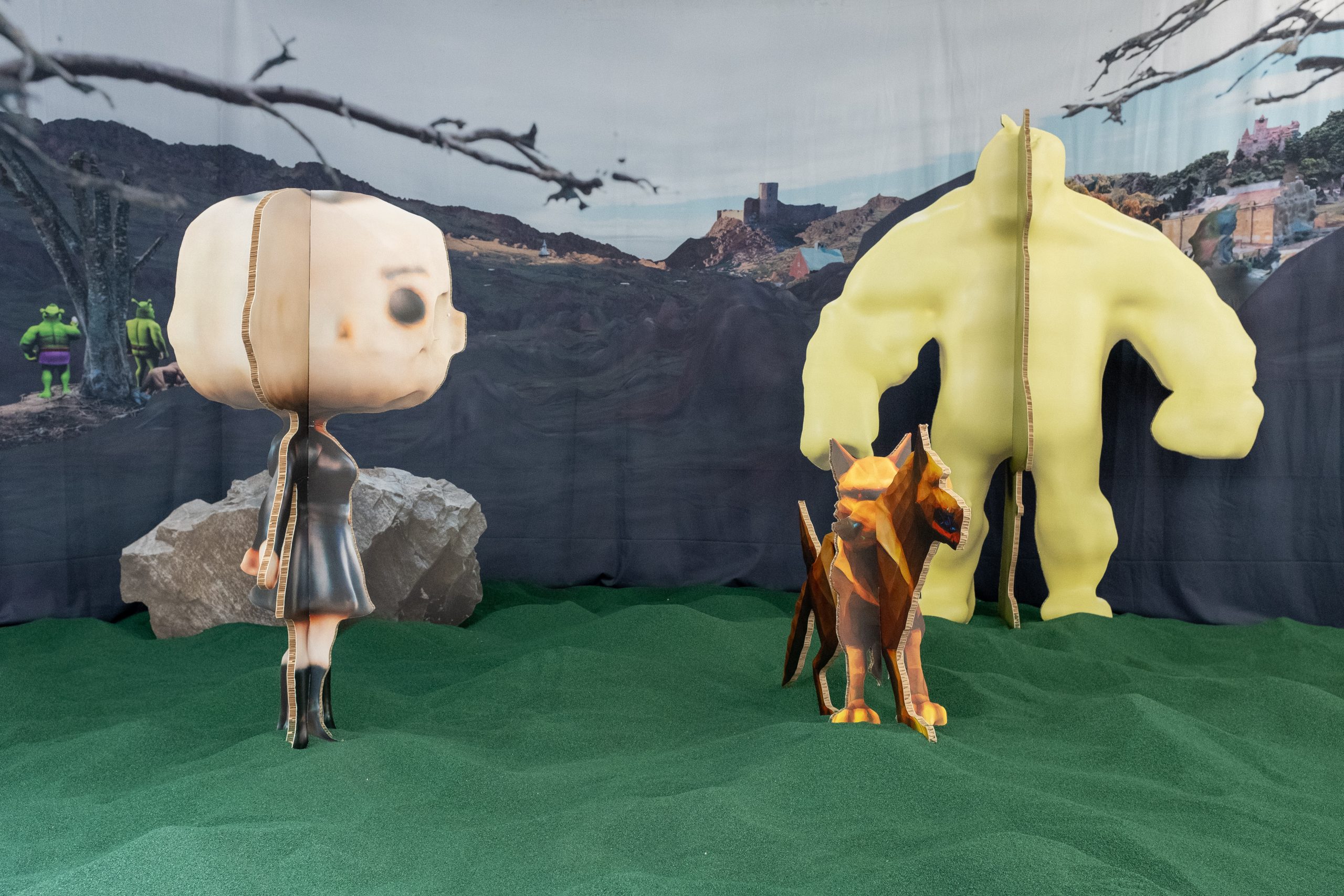 Itinerarea expoziției „Semnalizatoare – Designul nu este un Panou de Bord” – Asociația FABER