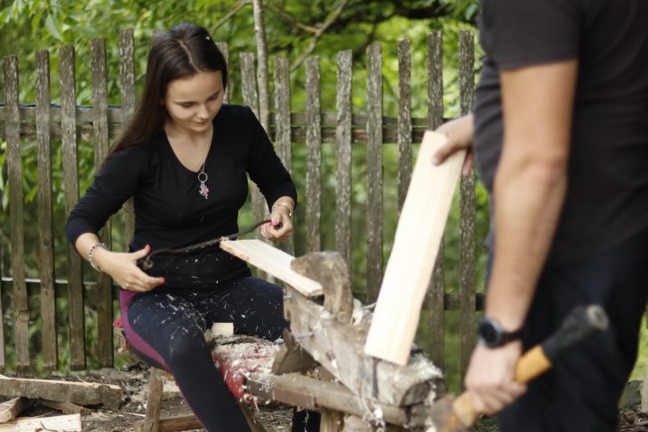 Universitatea de Vară Bucium 2022 – Salvgardarea Patrimoniului Rural prin Educație – Filiala Teritorială Alba a OAR și Asociația Rencontres du Patrimoine Europe-Roumanie (RPER)