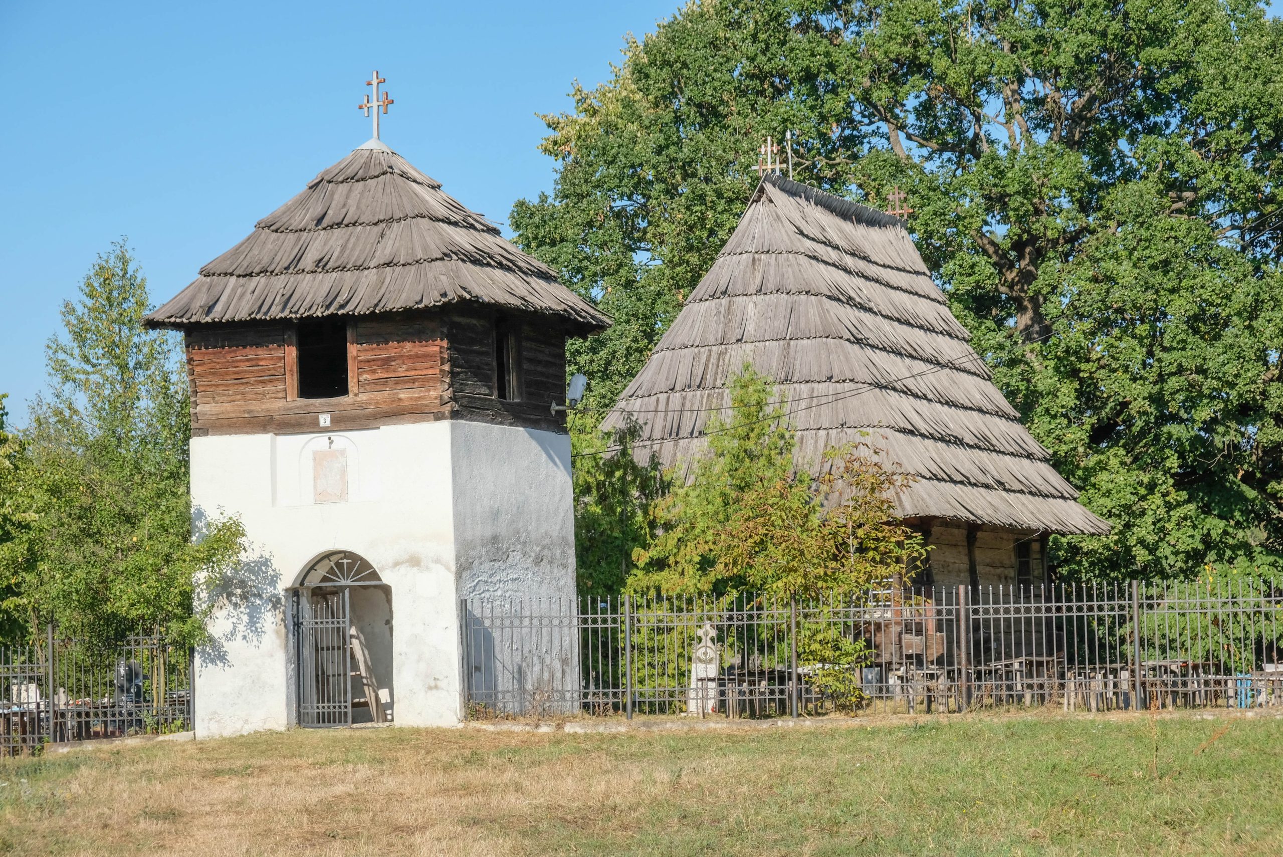 Biserici Înlemnite – Inventariere bisericilor de lemn din România – proiect pilot faza III: bisericile de lemn din județul Gorj – Asociația Biserici Înlemnite