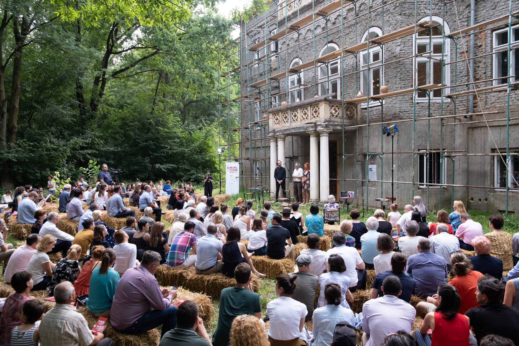 Festivalul Batem fierul la conac! Şcoala internaţională de feronerie de artă şi meşteşuguri în construcţii, 2022 – Asociația Maria