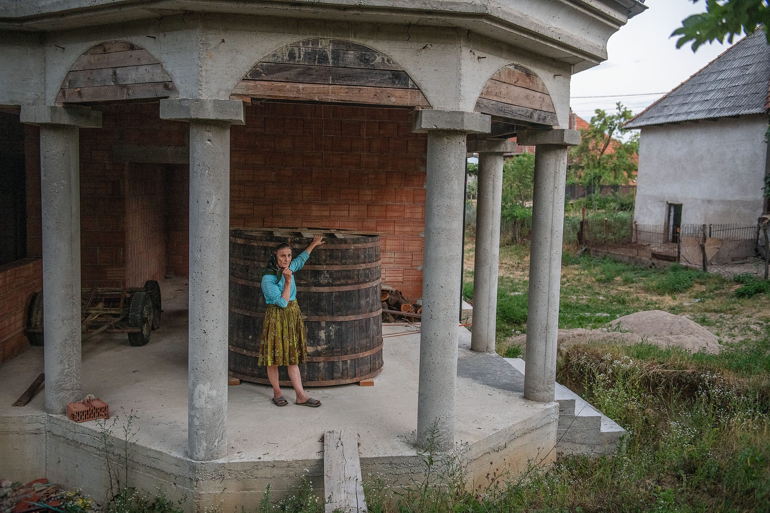 Mândrie și beton – după 10 ani: documentare fotografică a satelor din Țara Oașului în contextul migrației – Centrul de Fotografie Documentară (CdFD)